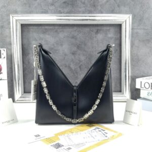 [국내배송]지방시 V컷아웃 숄더백 스몰 BB50GTB00D