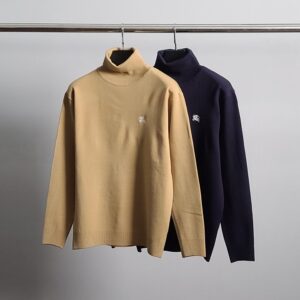 [국내배송]버버리 기사자수 터틀넥 니트