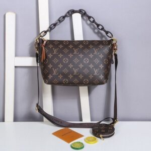 [국내배송]루이비통 체인 삼각크로스