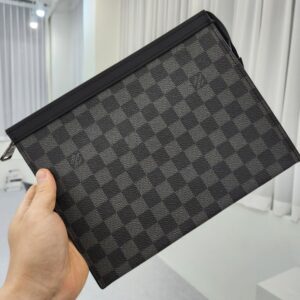 [국내배송]루이비통 포쉐트 클러치