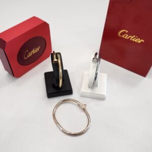 [국내배송]까르띠에 저스트 앵 끌루 브레이슬릿(못팔찌)