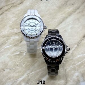 [국내배송]샤넬 J12 큐빅 화이트베젤 화이트 다이얼 큐빅 블랙베젤 블랙다이얼