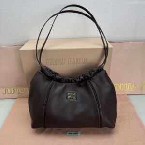 [국내배송]미우미우 숄더백